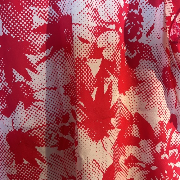 Like new Motherhood Maternity bright pink and white loose cap sleeve blouse - Picture 3 of 6